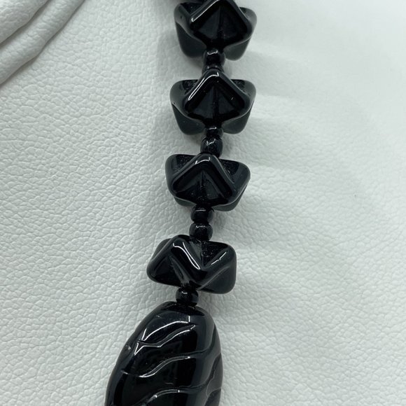 Vintage Miriam Haskell Beaded Choker Necklace Black Asymmetrical Dimple Beads - Picture 4 of 9